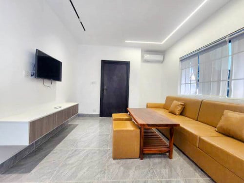 Modern and comfortable one bedroom for rent nearby Tuol Slang Museum.
