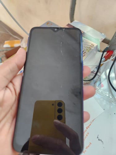 Oppo K1អេក្រង់Amoled  បែកកញ្ចក់ដូចរូប