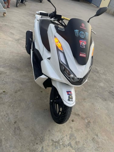 PCX2022 លក់2850$ចរចារ ម៉ូតូជិះផ្លាល់ខ្លួន ឈ្មោះម្ចាស់ដើម ផ្លាកលេខក្បាលL