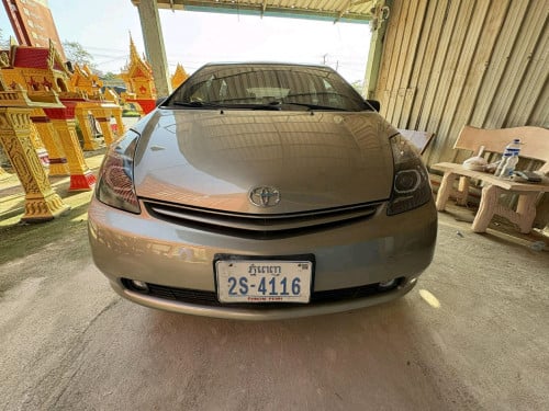 Prius 04 full