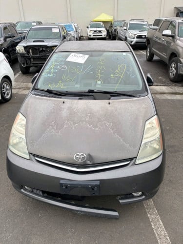 Prius 08 កាលី ឃ្មុំហ្សីន សាង