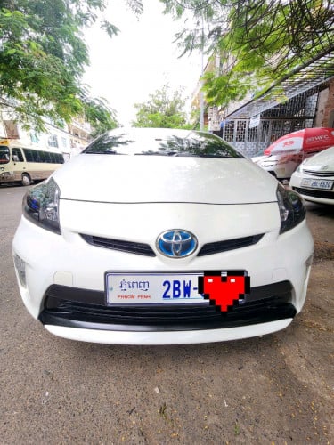 Prius 2013 Option Persona មូល% ម្ចាស់ទី1