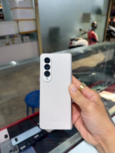 Samsung Fold 4 Company Sim2 Ram12GB HD256GB Phone Condition 90% ឆ្នូតអេក្រង់ក្រៅ , ខូចអេក្រង់ក្នុង