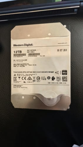 SAS HDD 12tb speed 12gb in still good condition