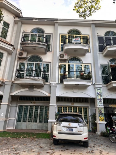 Shophouse near Angkor Wat