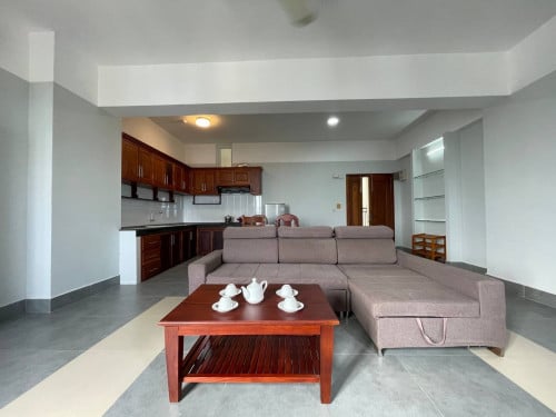 Spacious Rustic Design for Rent Near Russian Market