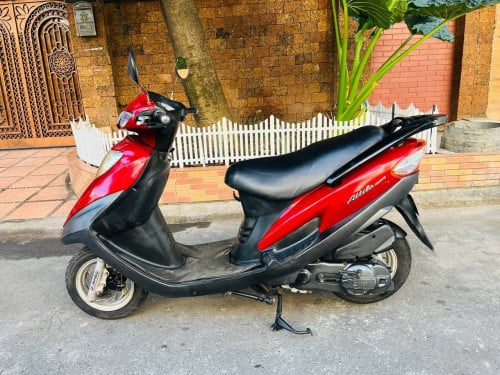 SYM ATTlLA 520$ , 125cc , 2006 , Vietnam have lD card