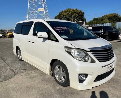 Toyota Alphard 2012 មកដល់ឆាប់ៗ