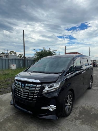 Toyota Alphard 2015 ( កៅអីVIP )