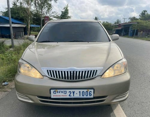 TOYOTA CAMRY XLE H Full ពោង8ធានាគានថ្មី