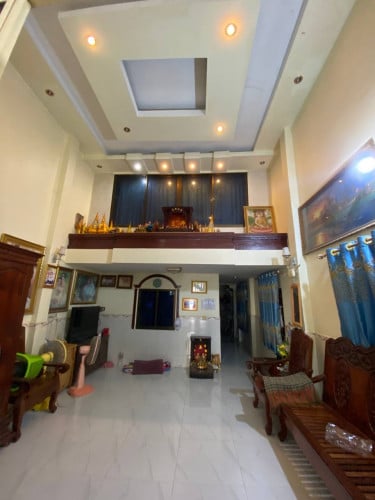 ផ្ទះលក់នៅគោកឃ្លាង ក្បែផ្សារឈូកមាស