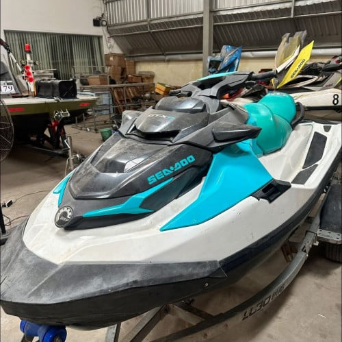 លក់ម៉ូតូទឹក