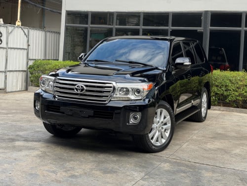 𝐓𝐎𝐘𝐎𝐓𝐀 𝐋𝐀𝐍𝐃𝐂𝐑𝐔𝐈𝐒𝐄𝐑 𝟐𝟎𝟏𝟑 𝐕𝐈𝐏 𝐕𝟖 𝐃𝐈𝐄𝐒𝐄𝐋