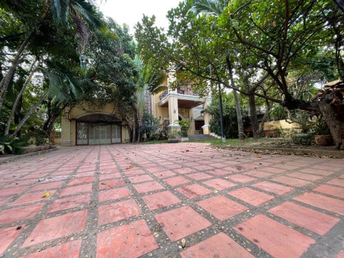 ផ្ទះវីឡាសំរាប់ជួលនៅទួលគោក