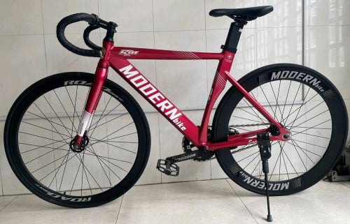 កង់លក់នៅស្អាតដូចថ្មី