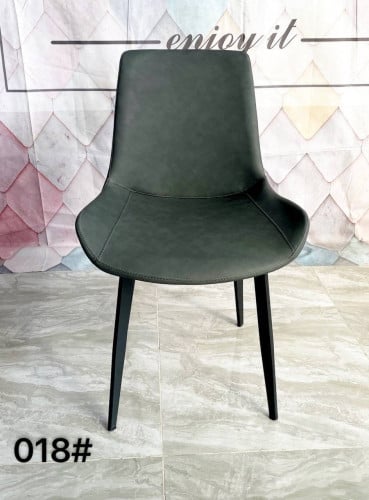 កៅអីញាំបាយ