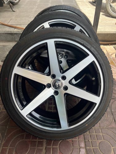 លក់យ៉ាន់១ឆុតនៅថ្មីរំវង់ 17 សំបកនៅថ្មី