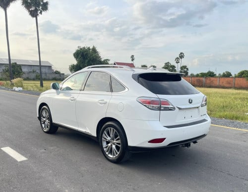 ឡានលក់450hឆ្នាំ2013ហ្វូលពេញលក់37800$