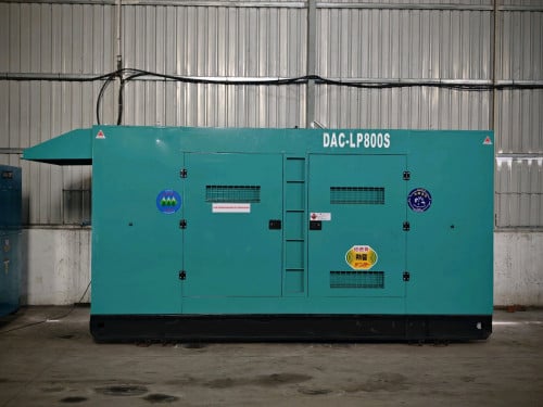 ម៉ាស៊ីនភ្លើងកម្លាំង 800KVA