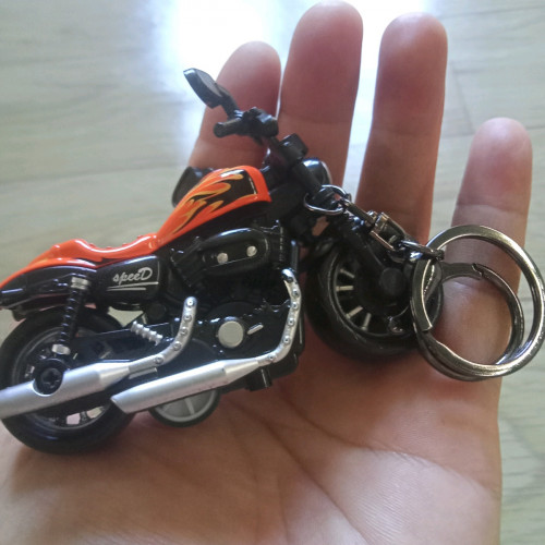 បន្តោងសោ(bike keychain)