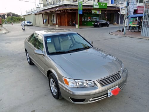 ឡានលក់ camry ឆ្លាមឆ្នាំ 97
