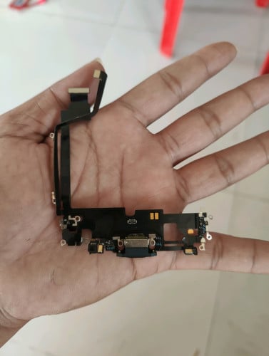 ជើងសាក់iphone12pro mxs សុីន