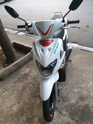 ម៉ូតូជិះខ្លួនឯងnex019 ឡើង 025 ម៉ូតូនៅស្អាត ម៉ាស៊ីនស្ងាត់