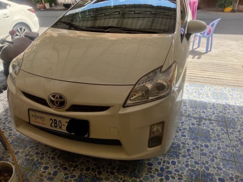 ឡានលក់ Prius 011 Option 2