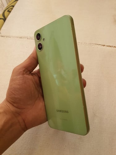 លក់ឬវ៉ៃដូរ Samsung A05 សានុំ Ram6G 128G company ចោមចៅ