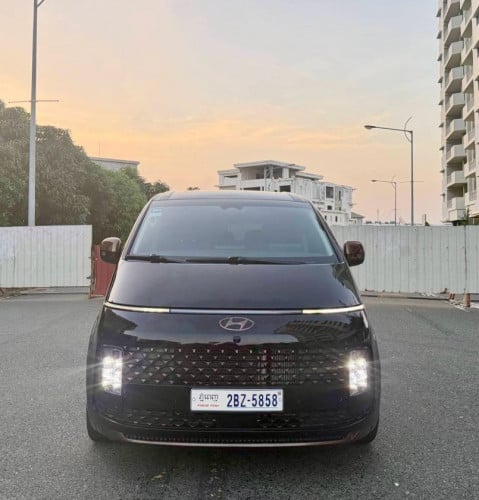 ឡាន Staria ឆ្នាំ 2023 សម្រាប់លក់ ម្ចាស់ផ្ទាល់បាទ តំលៃល្អ 43000$