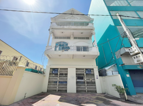 ផ្ទះពីរជាប់គ្នាសម្រាប់ជួល | Two Houses for Rent (ទំលាយរួច)