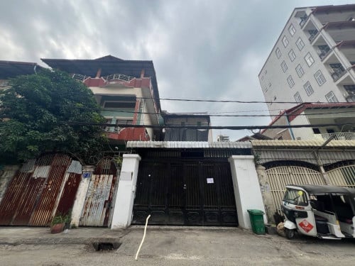 ☆ ផ្ទះសម្រាប់ជួល | House for rent