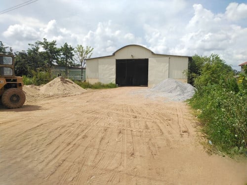 🏦Warehouse Available for Urgent Sale at a Special Price (Negotiable).