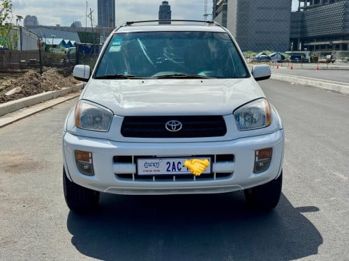 🚘កាត់បានក្តៅៗ Toyota RAV4 L 2001 ប៉ុង01❇️ ធានា​ឡានស្អាត​ជូនបងៗ សុីសាំងតិច❇️ មុខក្រោយ​ស្អាត​