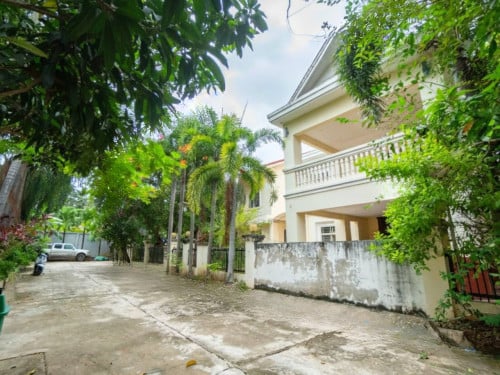 វីឡាទោលកែង ២ លក់ ព្រែកឯង ច្បារអំពៅ / Villa For Sale, Prek Eng, Khan Chbar Ampov