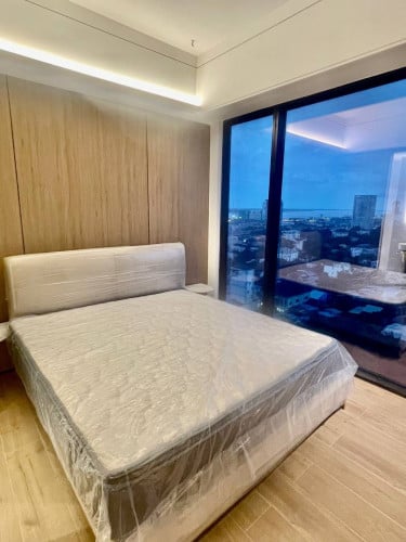 2bedroom corner for rent