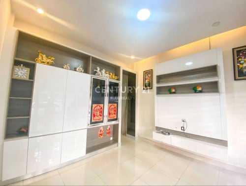 4Bedrooms Shophouse - FOR RENT