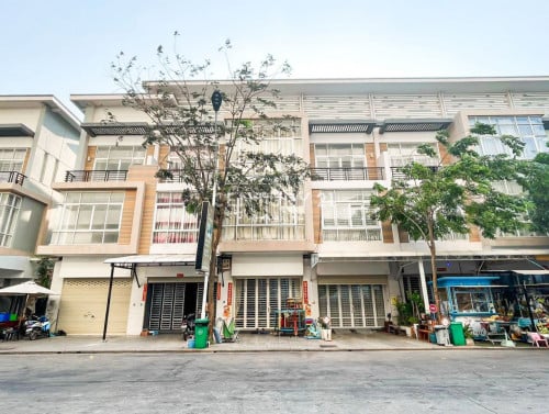 4Bedrooms Shophouse - FOR RENT