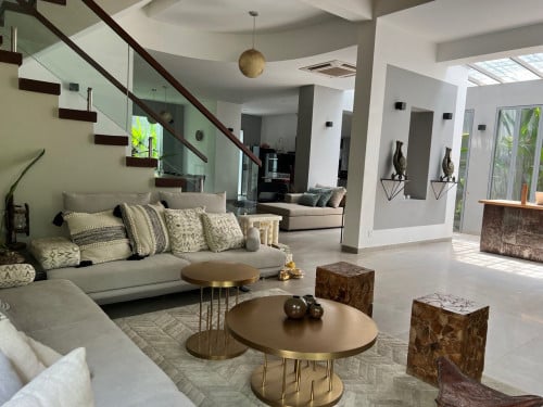 5 Bedrooms For Rent At Peng Hout Beoung Snor Close to CIA Chbar Ampov Cmapus.