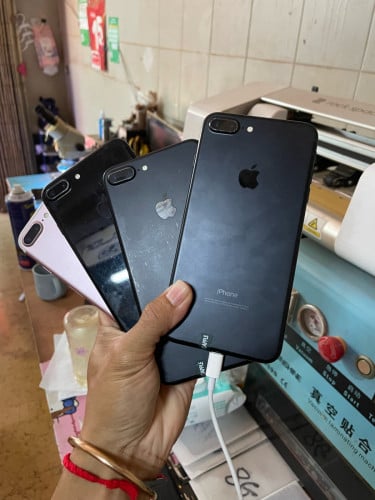 7Plus 32G  សុីនៗ