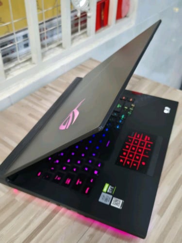ASUS ROG SCAR G532LWS
