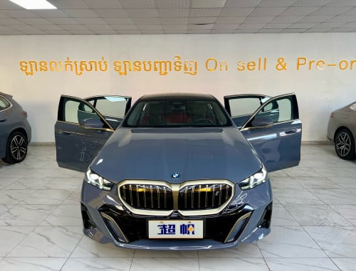 BMW I5 e-Drive35L 2024 Range 536KM full option