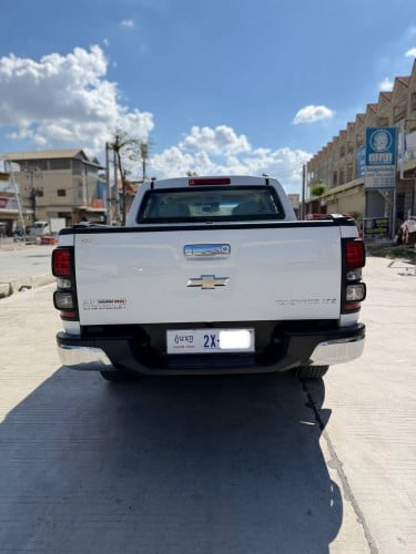 Chevrolet Colorado 2013ប៉ុងពីរ full option​ម៉ាស៊ីនម៉ាស៊ូត2.8ពណ៌សរម្ចាស់ដើមទីមួយផ្លាកលេខភ្នំពេញ2X