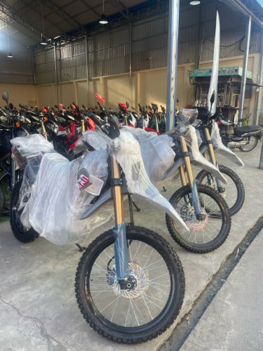 CRF250L 2025 ពណ៍សុីម៉ង ថ្មីកេស🩶