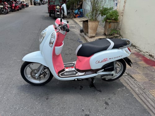 Honda scooyi