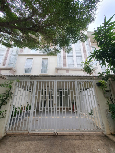 House for rent in Chipmong