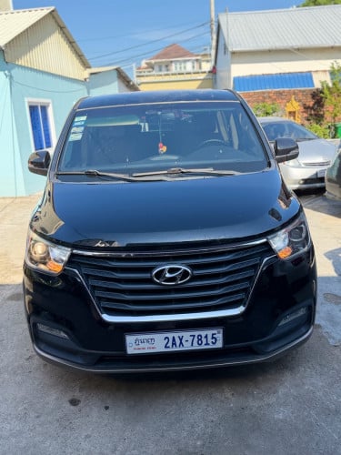 Hyundai H1 2019 h full ឡានស្អាតម៉ាសុីននៅសានុំសុីន