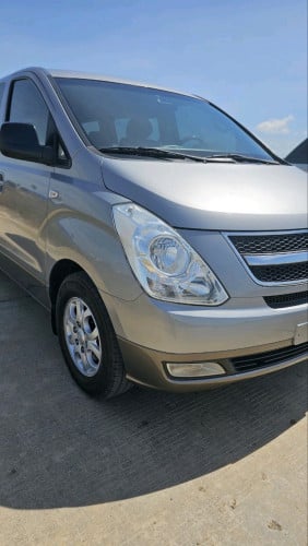 Hyundai Starex 2011 very new Urgent Sale!!!