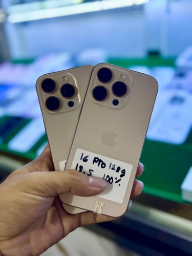 iPhone 16 Pro color Desert gold 128G lock sim មិនបាច់ដាក់ទ្រនាប់ដាក់សុីមប្រើតែម្ដង(ប្រើបានសុីម2)