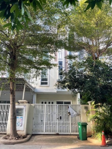 Link house for rent near Aeon2 mall